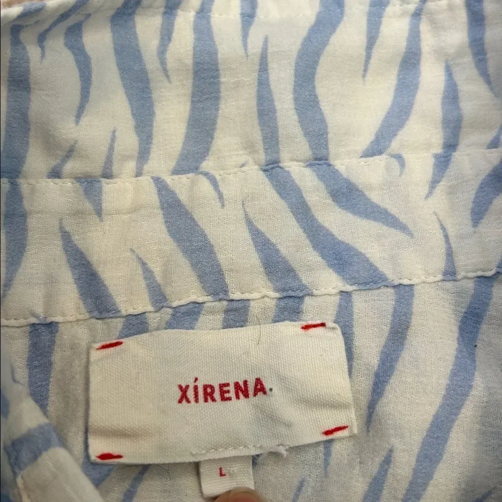Xirena Sydney Shirt in a blue and white zebra print, cotton size large